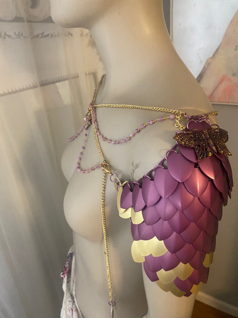 Fairy fantasy scalemail chainmail shoulder armor pauldrons pink jade gold - Picture 12 of 12